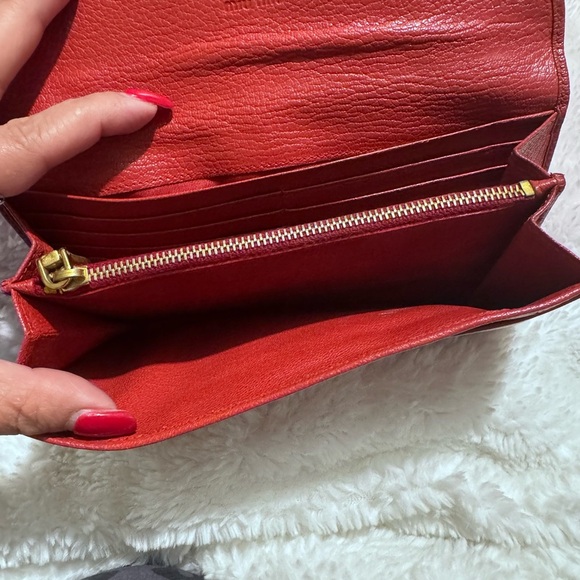 Miu Miu Pink Leather wallet with Envelope Design - Picture 5 of 8